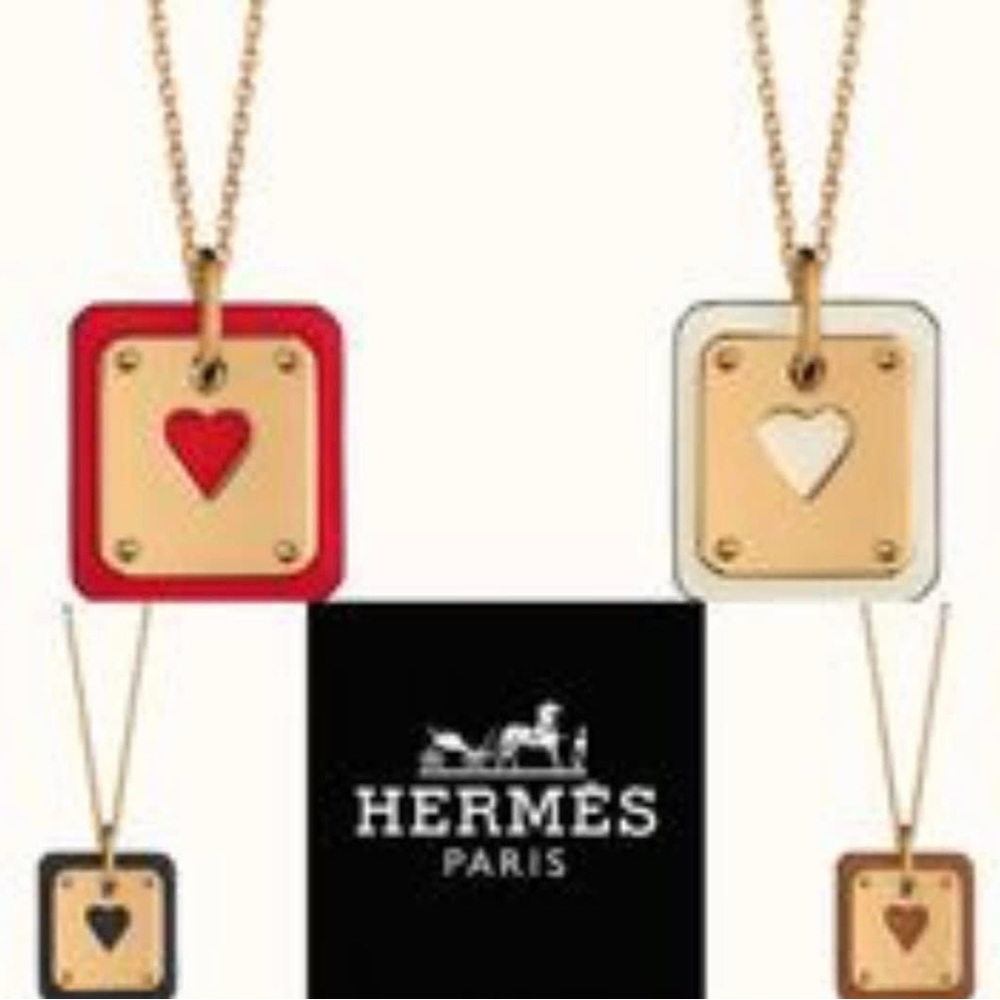 NEW - Hermes As De Coeur Rouge and rose gold tone Necklace